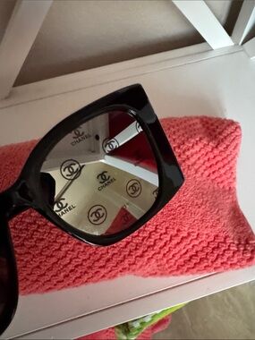CHANEL style Black Cat-Eye Sunglasses